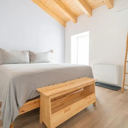 La Volpe 모네글리아